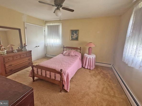 459 Edgewood Drive, Ambler PA 19002