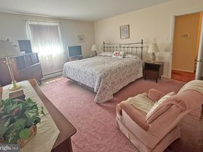 459 Edgewood Drive, Ambler PA 19002