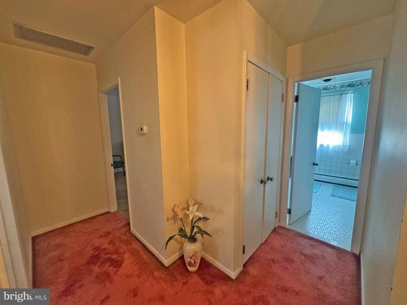 459 Edgewood Drive, Ambler PA 19002