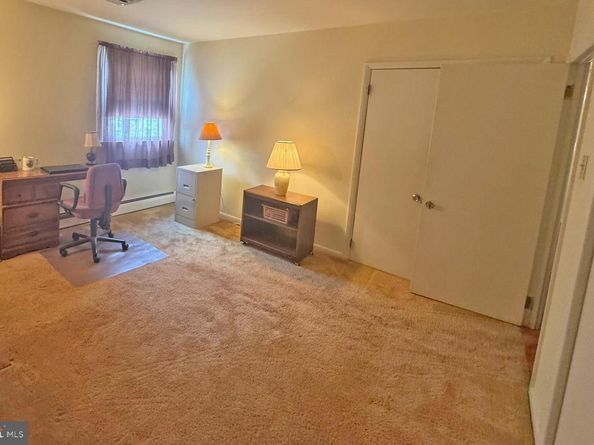459 Edgewood Drive, Ambler PA 19002