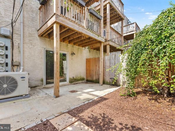 2123 Christian Street A, Philadelphia PA 19146