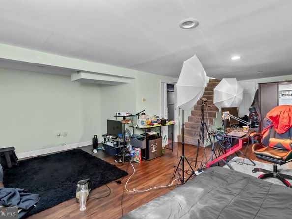 533 Avenue F, Feasterville Trevose PA 19053