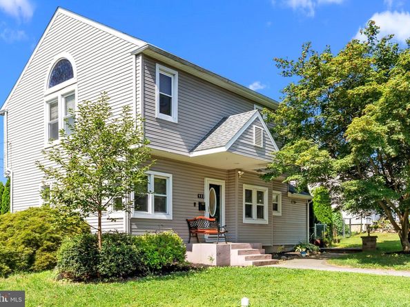 533 Avenue F, Feasterville Trevose PA 19053