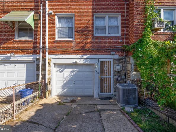 7040 E Roosevelt Boulevard, Philadelphia PA 19149