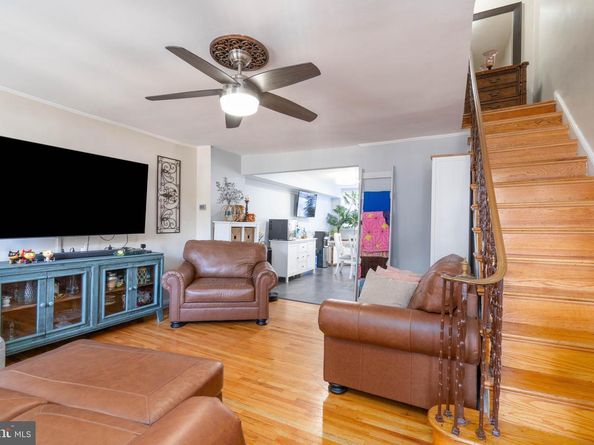 7040 E Roosevelt Boulevard, Philadelphia PA 19149
