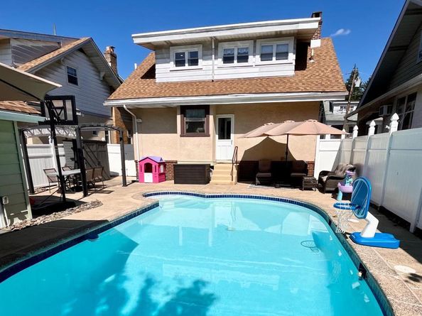 308 Chandler Street, Philadelphia PA 19111