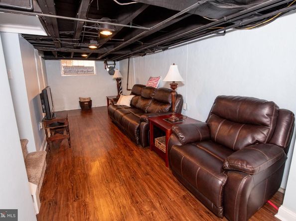 308 Chandler Street, Philadelphia PA 19111