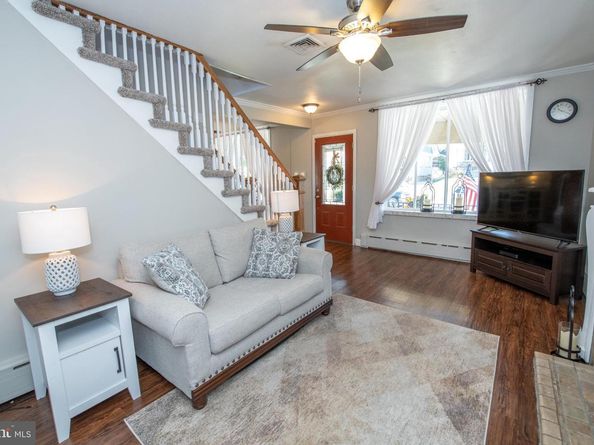 308 Chandler Street, Philadelphia PA 19111