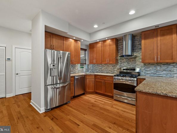 1708 Christian Street B, Philadelphia PA 19146