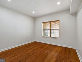 1708 Christian Street B, Philadelphia PA 19146