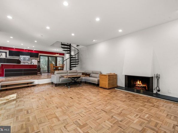 2855 Davenport Street NW, Washington DC 20008