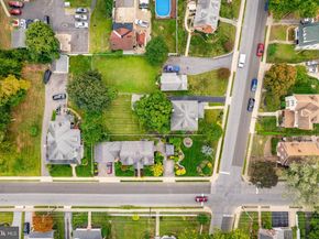 23 W Knowles Avenue, Glenolden PA 19036