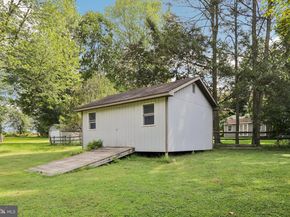 1625 Terwood Road, Huntingdon Valley PA 19006