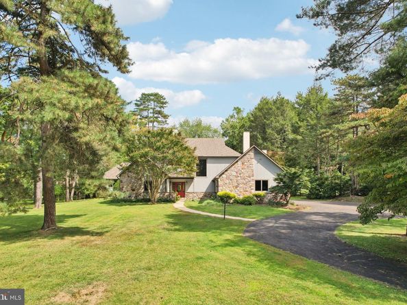 1625 Terwood Road, Huntingdon Valley PA 19006