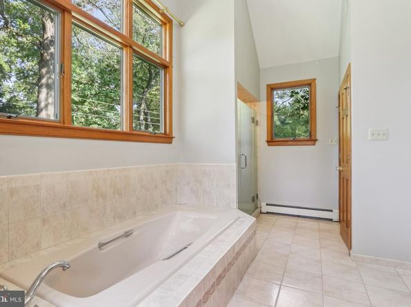 1625 Terwood Road, Huntingdon Valley PA 19006