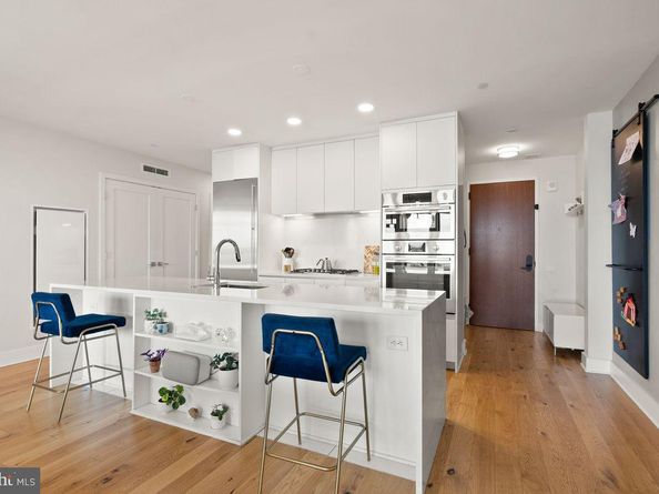 1211 Van Street SE PH13B, Washington DC 20003