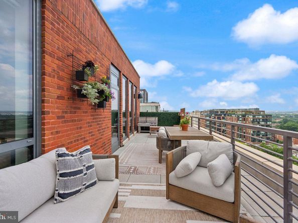 1211 Van Street SE PH13B, Washington DC 20003