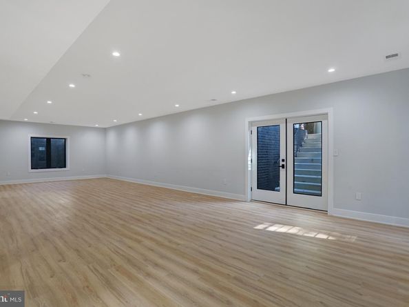 1929 Ware Road, Falls Church VA 22043