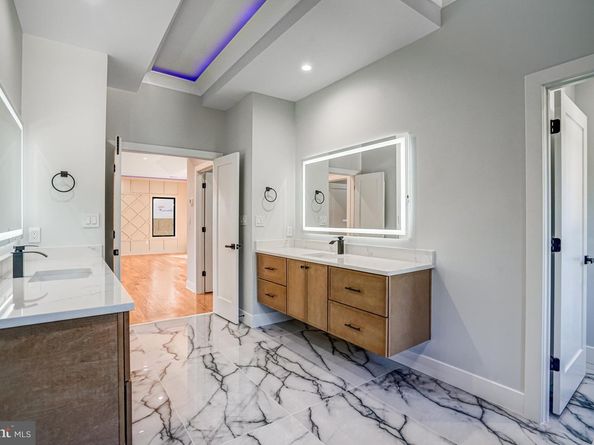 1929 Ware Road, Falls Church VA 22043