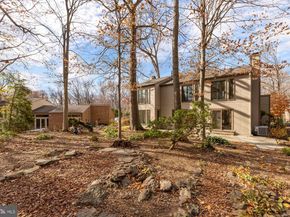 8809 Hidden Hill Lane, Potomac MD 20854