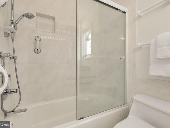 8809 Hidden Hill Lane, Potomac MD 20854