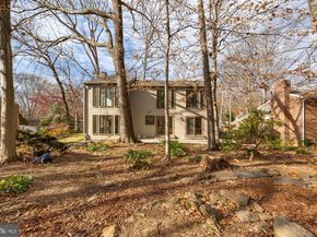 8809 Hidden Hill Lane, Potomac MD 20854
