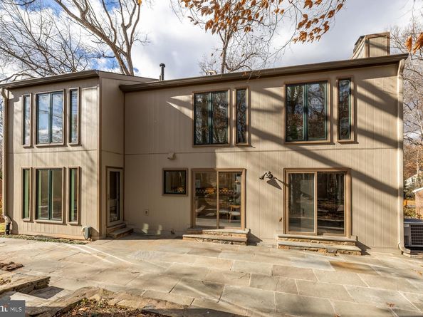 8809 Hidden Hill Lane, Potomac MD 20854