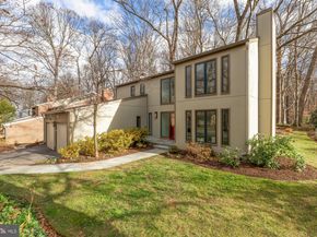 8809 Hidden Hill Lane, Potomac MD 20854