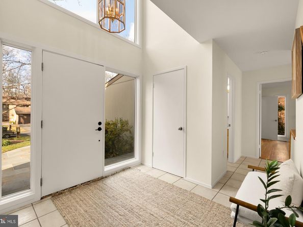 8809 Hidden Hill Lane, Potomac MD 20854