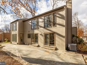 8809 Hidden Hill Lane, Potomac MD 20854