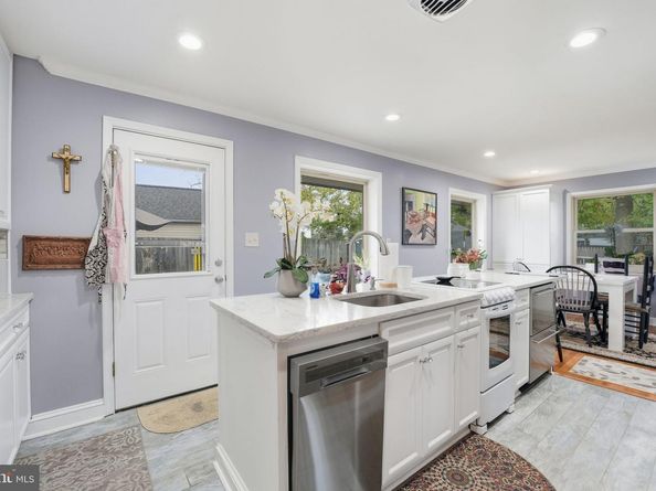 4600 Kling Drive, Alexandria VA 22312