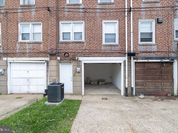 7641 Brentwood Road, Philadelphia PA 19151