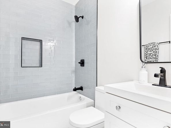 1013 17TH Place NE 7, Washington DC 20002