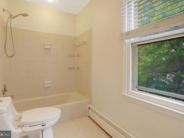 411 N Bryan Street, Arlington VA 22201