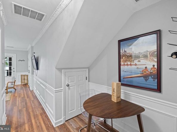 4613 Macarthur Boulevard NW A, Washington DC 20007