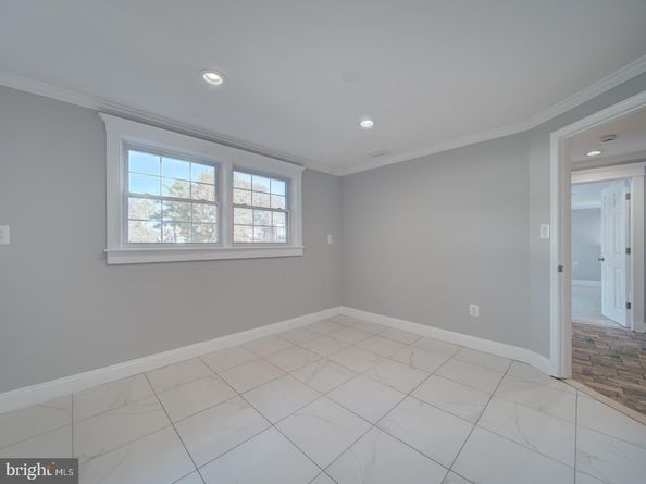 1300 E Beech Road, Sterling VA 20164