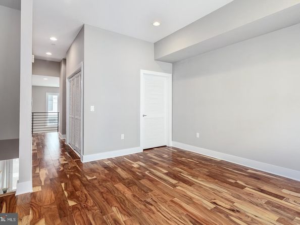 1124 N American Street 1, Philadelphia PA 19123