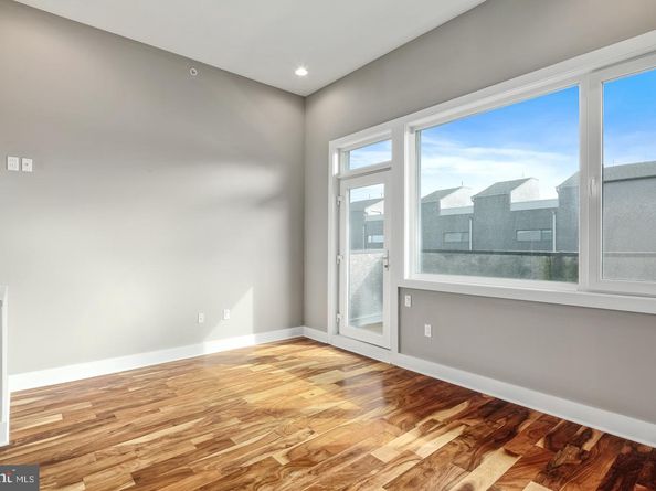 1124 N American Street 1, Philadelphia PA 19123