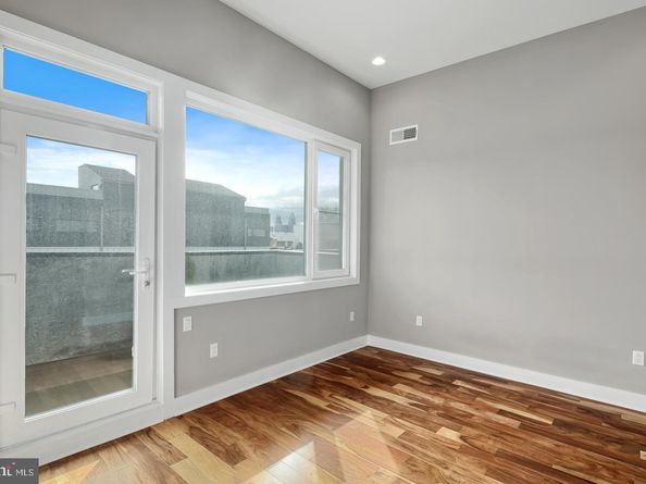 1124 N American Street 1, Philadelphia PA 19123