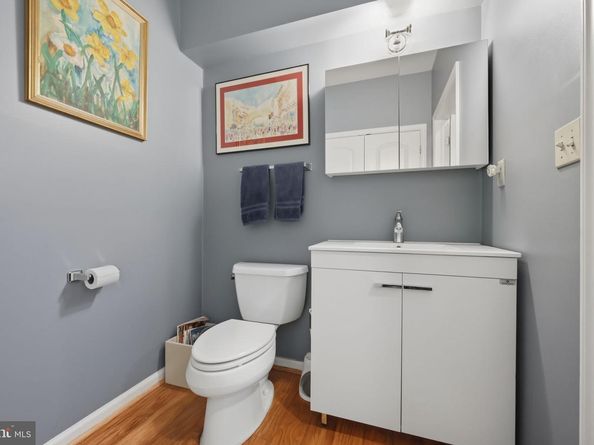 131 N Bread Street C1, Philadelphia PA 19106