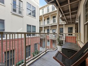 131 N Bread Street C1, Philadelphia PA 19106