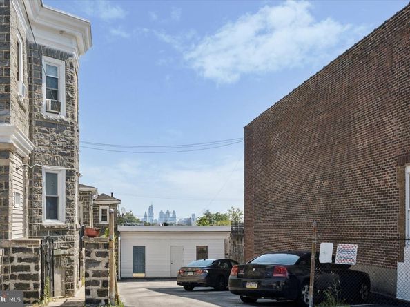 422 N Simpson Street, Philadelphia PA 19151