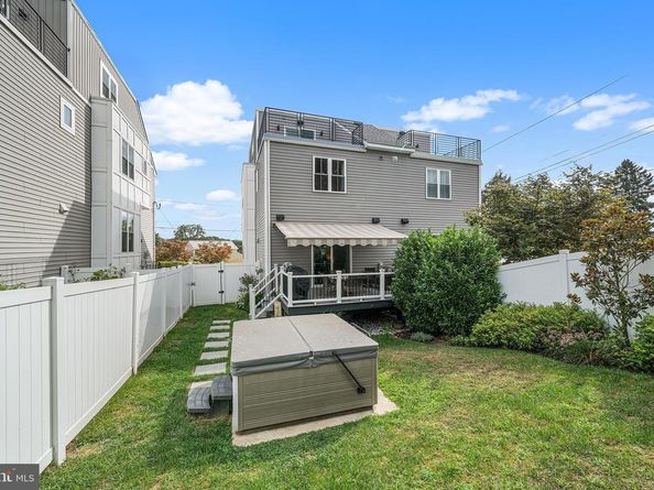 6920 Shalkop Street, Philadelphia PA 19128