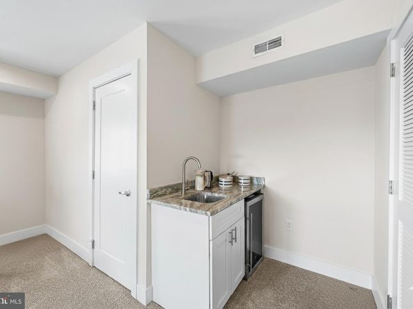 6920 Shalkop Street, Philadelphia PA 19128