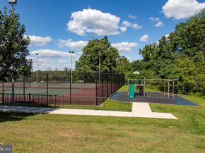 20538 Valley Forge Circle 538, King Of Prussia PA 19406