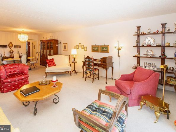20538 Valley Forge Circle 538, King Of Prussia PA 19406