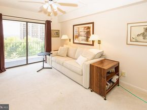 20538 Valley Forge Circle 538, King Of Prussia PA 19406