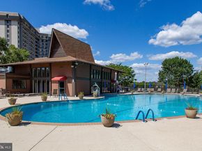 20538 Valley Forge Circle 538, King Of Prussia PA 19406