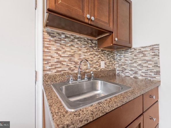 5664 Heiskell Street, Philadelphia PA 19144