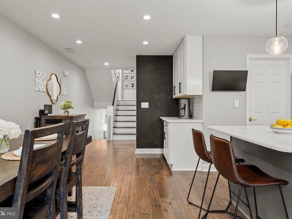 2330 Fairmount Avenue A, Philadelphia PA 19130